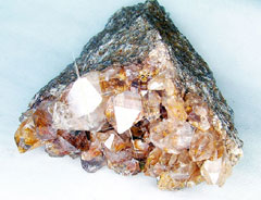 ����R�Y�X���[�L�[�N���X�^�[