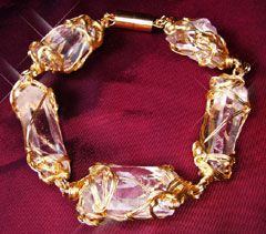 ����䐼�Y���΃u���X