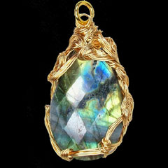 ���u���h���C�g���C���[�y���_���g